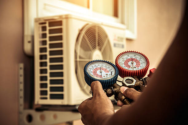 Professional Hvac technician working in Franktown, CO